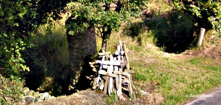 vue d'un dépôt de croix funéraires à Kilmore en Ireland